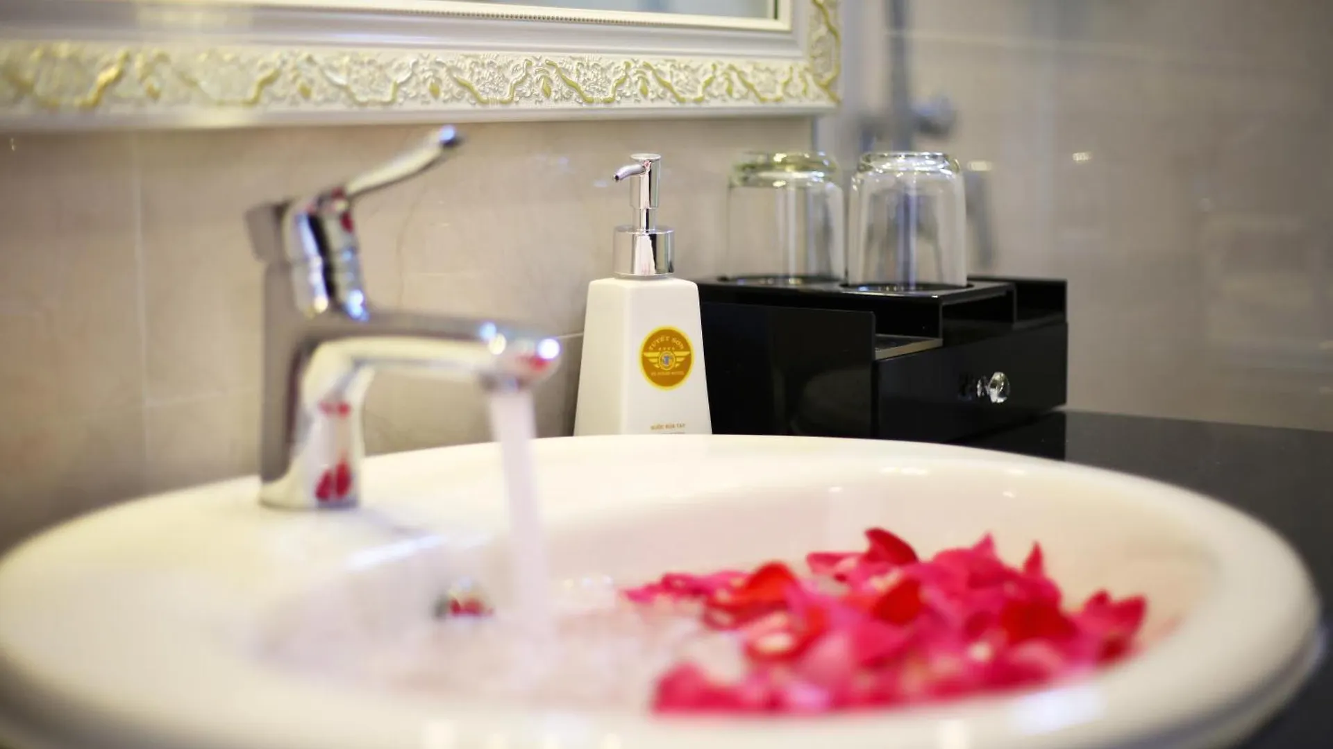 Tuyet Son Hotel Дананг 4*,